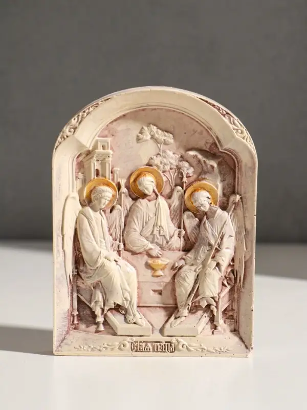 Икона с подвесом "Святая троица", размер 12х9х2 см, гипс, роспись