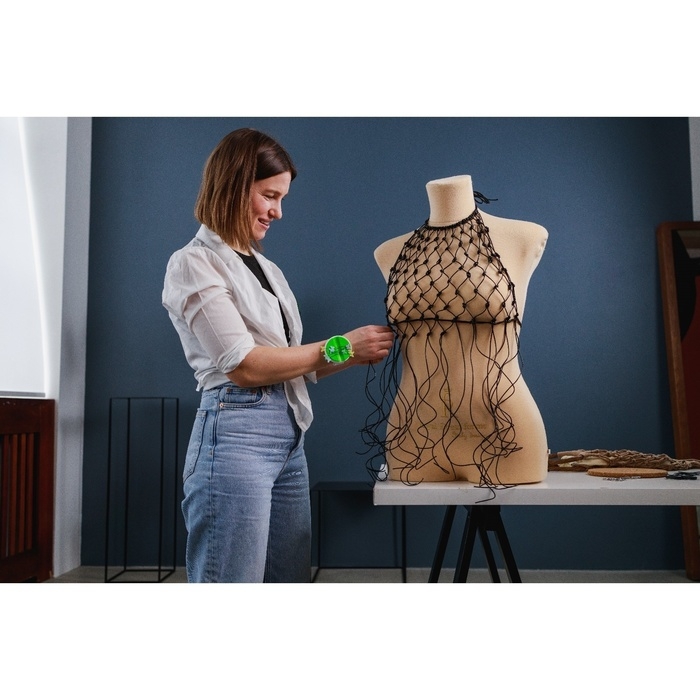 Нить для плетения, натуральная кожа, d = 1 мм, 10 ± 0,5 м, цвет чёрный Нить для плетения, натуральная кожа, d = 1 мм, 10 ± 0,5 м, цвет чёрный