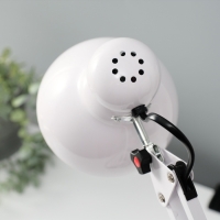 Лампа настольная 810 "Деко, белая" E27 40W RISALUX