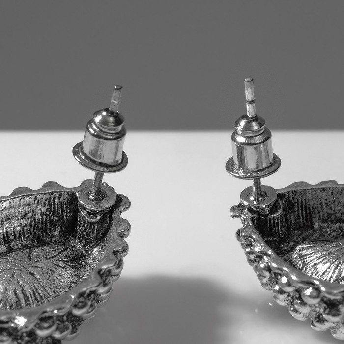 Серьги со стразами «Морское сияние», цвет синий в чернёном серебре Серьги со стразами «Морское сияние», цвет синий в чернёном серебре