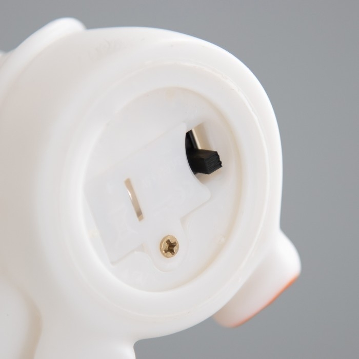 Ночник "Уточка" LED 2Вт от батареек 3хLR44 белый 6х7х11 см RISALUX