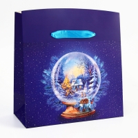 Новый год. Сумка-коробка подарочная новогодняя "Стеклянный шар", 27 х 20 х 13 см. Новый год. Сумка-коробка подарочная новогодняя "Стеклянный шар", 27 х 20 х 13 см.