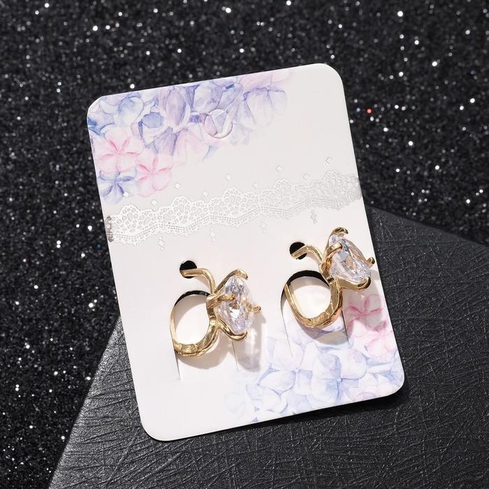 Серьги со стразами «Большой бриллиант», цвет белый в золоте Серьги со стразами «Большой бриллиант», цвет белый в золоте