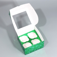 Коробка складная на 4 капкейков с окном &laquo;Веточки&raquo;, 16 х 16 х 10 см, Новый год