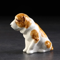 Статуэтка фарфоровая "Алабай рыже-белый", 10 см, авторская роспись Статуэтка фарфоровая "Алабай рыже-белый", 10 см, авторская роспись