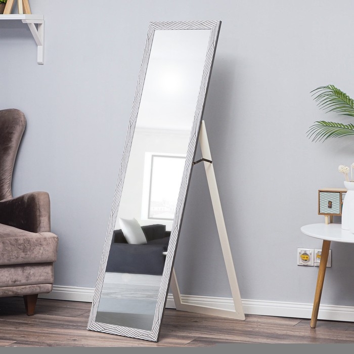 Зеркало напольное в раме, 42х147 см, зп=35х140 см Зеркало напольное в раме, 42х147 см, зп=35х140 см