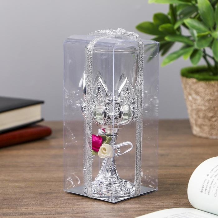 Подсвечник пластик, стекло на 1 свечу Подсвечник пластик, стекло на 1 свечу "Розочки" бокал на ножке серебро 13х6х6 см