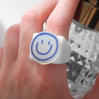 Кольцо «Смайлик», цвет сине-белый, 17 размер Кольцо «Смайлик», цвет сине-белый, 17 размер