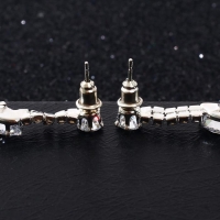 Серьги висячие со стразами &laquo;Вечерние&raquo; россыпь кристаллов, цвет белый в серебре, 9,5 см