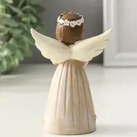 Сувенир полистоун "Девочка-ангел с венком-сердце" 4,5х8х12 см