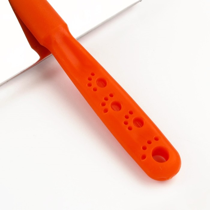 Пуходерка Пуходерка "Лапки" большая с каплями, 12 х 13 см, оранжевая