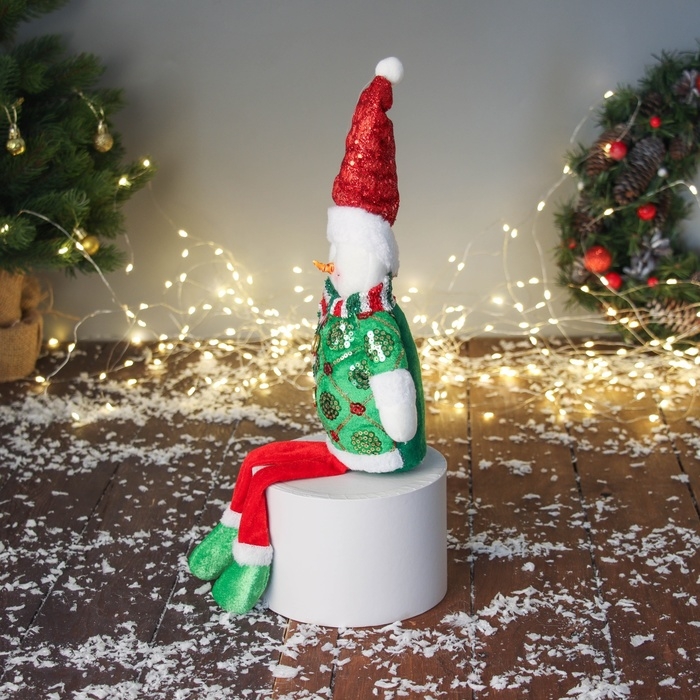 Мягкая игрушка Мягкая игрушка "Снеговик в сияющем костюме с длинными ножками" 42х19 см, красно-зелёный