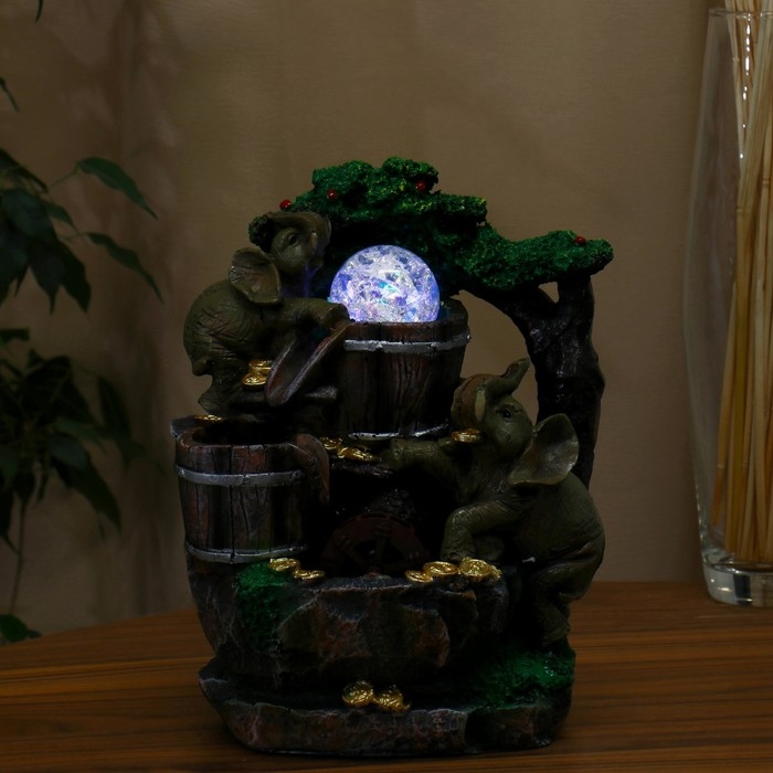 Фонтан настольный &laquo;Слоны с монетами&raquo;, 19&times;28 см, с подсветкой