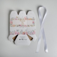 Переноска для цветов складная шестигранник &laquo;Present for you&raquo;, 17 х 14,8 х 19,5 см