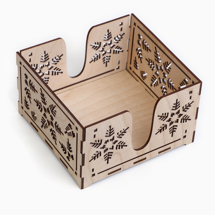 Салфетница деревянная Салфетница деревянная "Снежинка", 13 х 13 х 10 см