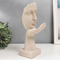 Сувенир полистоун "Воздушный поцелуй" песочный 32,5х13,5х10 см Сувенир полистоун "Воздушный поцелуй" песочный 32,5х13,5х10 см