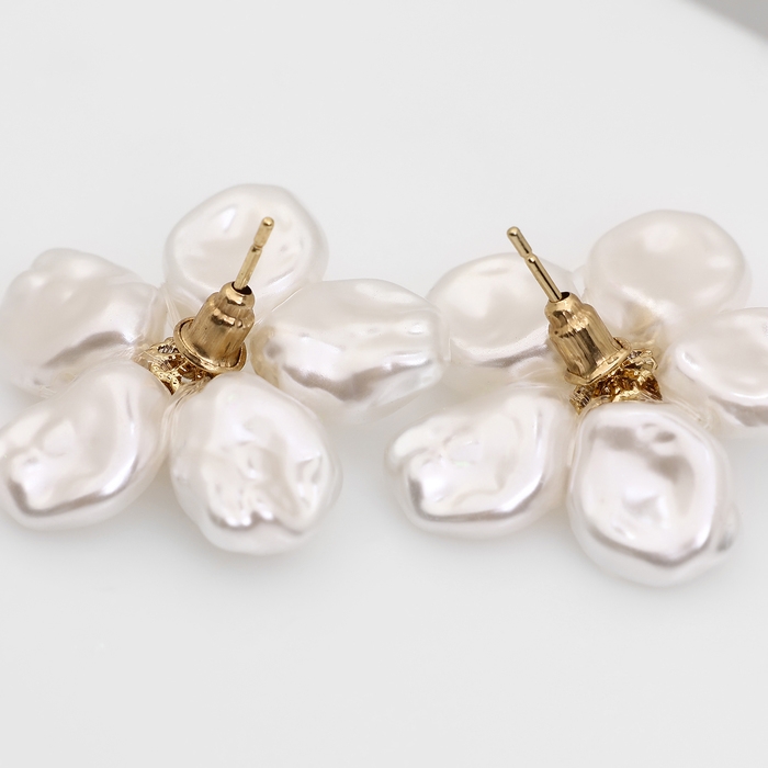 Серьги с жемчугом &laquo;Эксклюзив&raquo; цветок, цвет золото