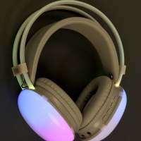 Наушники полноразмерные Mybit W-33, RGB подсветка, BT5.3, 800 мАч, Type-C, белые