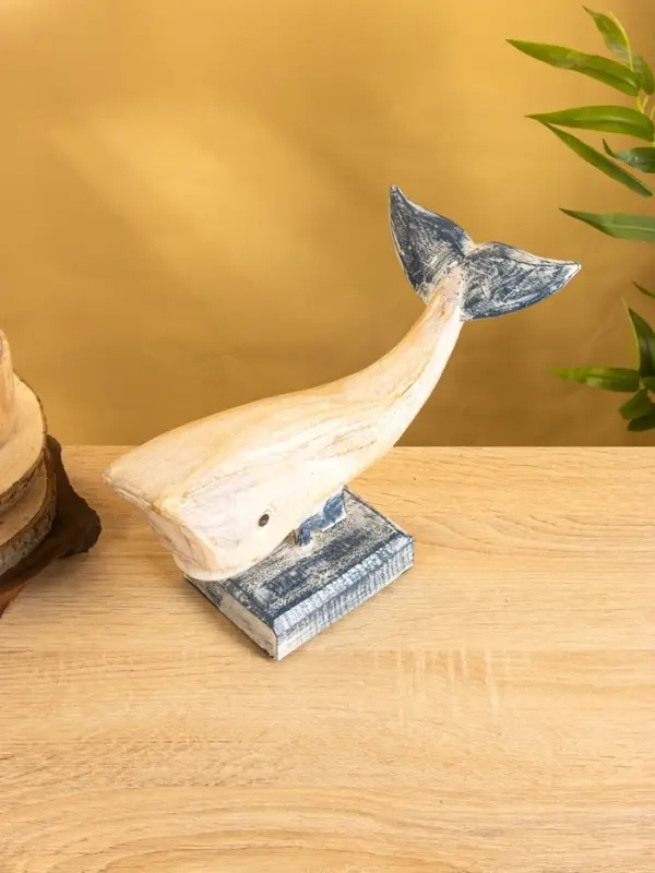 Сувенир на подставке &laquo;Кашалот&raquo;, 32&times;17&times;15 см, дерево