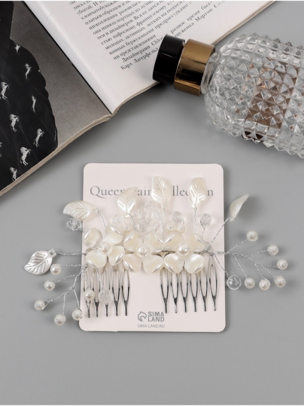 Гребень для волос "Эмилия" цветы листочки, 11х6,5 см, белый