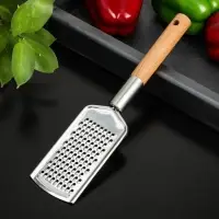 Тёрка для сыра мелкая Доляна &laquo;Валдай&raquo;, рабочая часть 11,5&times;5,8 см, нержавеющая сталь, цвет коричневый