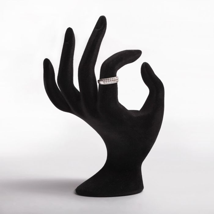 Подставка для украшений &laquo;Рука&raquo; 8,5&times;7&times;16 см, цвет чёрный