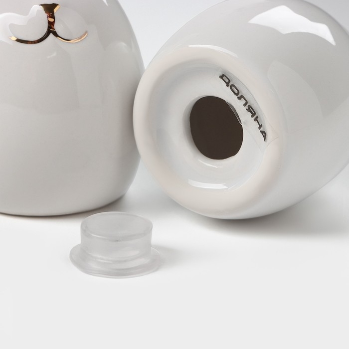 Набор для специй Доляна &laquo;Зайка в золотом&raquo;, 2 предмета: солонка 50 мл, перечница 50 мл, цвет белый