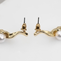 Серьги с жемчугом &laquo;Бусина&raquo; сосуд, цвет золото