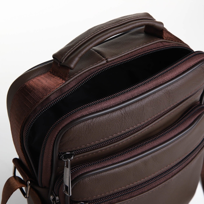 Сумка мужская на молниях, длинный ремень, цвет коричневый Сумка мужская на молниях, длинный ремень, цвет коричневый