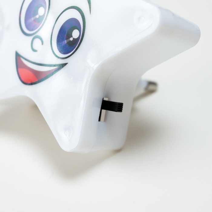 Ночник пластик LED Ночник пластик LED "Звёздочка" МИКС 8х8х2,5 см RISALUX