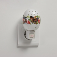 Светильник "Бабочка" 1х7Вт Е11 белый 7,5х7,5х12см Светильник "Бабочка" 1х7Вт Е11 белый 7,5х7,5х12см