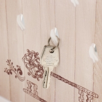 Ключница закрытая "Город" 26,5х31,5 см Белый Ключница закрытая "Город" 26,5х31,5 см Белый