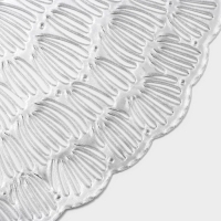 Салфетки сервировочные на стол Доляна &laquo;Бутоны&raquo;, d=38 см, 4 шт, цвет серебро