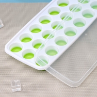 Форма для льда и шоколада с крышкой Доляна, 26&times;12&times;2,5 см, 21 ячейка (3&times;3&times;2 см), цвет МИКС