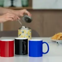 Кружка &laquo;Хамелеон&raquo;, глянцевая, черная