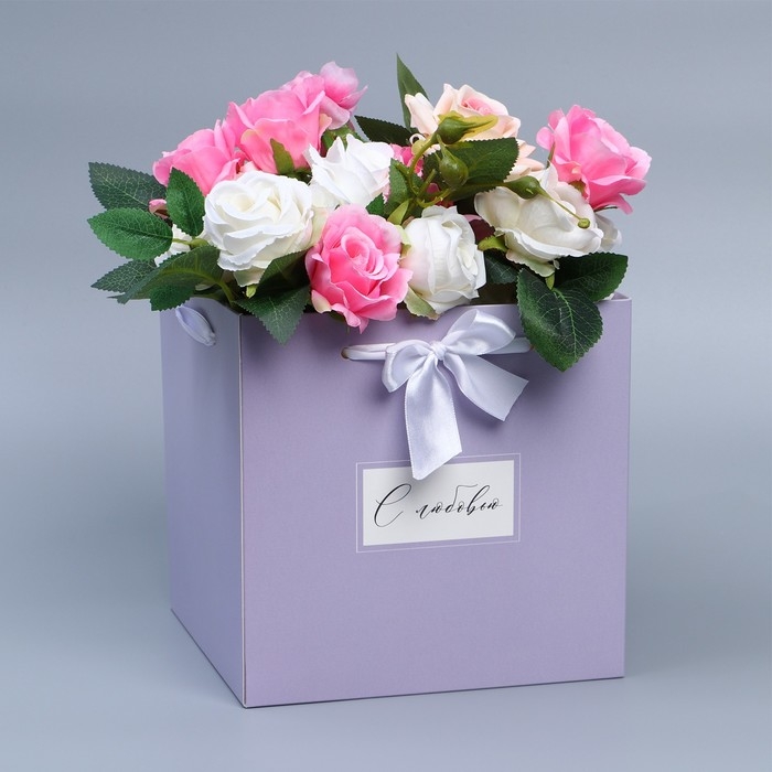 Коробка с лентами &laquo;С любовью&raquo;, 19 &times; 19 &times; 19 см