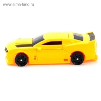 Робот &laquo;Автобот&raquo;, с оружием, трансформируется