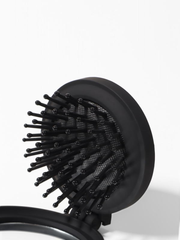 Расчёска массажная &laquo;Классика&raquo;, складная, с зеркалом, 7&times;2.5 см, матовая, чёрная