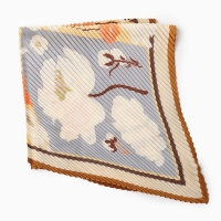 Плиссированный женский платок MINAKU, 70*70, цв.коричневый Плиссированный женский платок MINAKU, 70*70, цв.коричневый