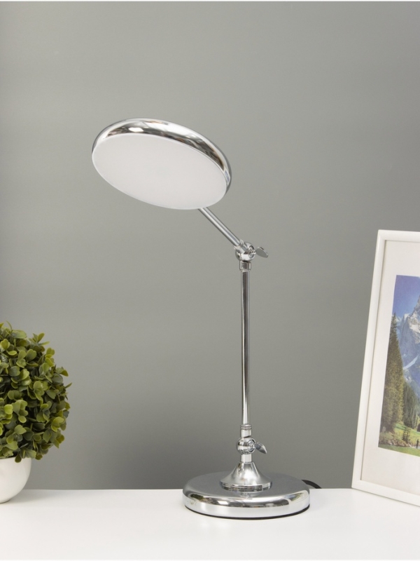 Настольная лампа "Босс" 7Вт LED 3000-6000К 15х28х34см