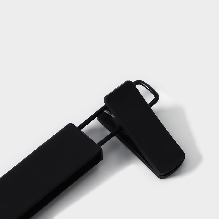 Вешалка для брюк и юбок Доляна, 29&times;13 см, с зажимами, чёрная