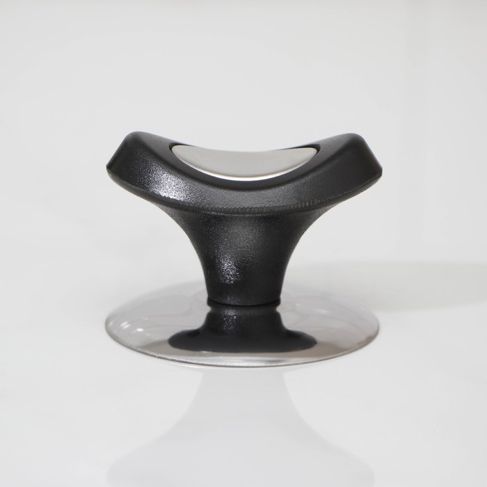 Ручка для крышки на посуду Доляна &laquo;Помощник&raquo;, d=6 см, цвет чёрный