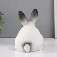 Копилка "Кролик №1 Белый с чёрными кончиками" высота 14 см, ширина 10 см, длина 18 см. Копилка "Кролик №1 Белый с чёрными кончиками" высота 14 см, ширина 10 см, длина 18 см.