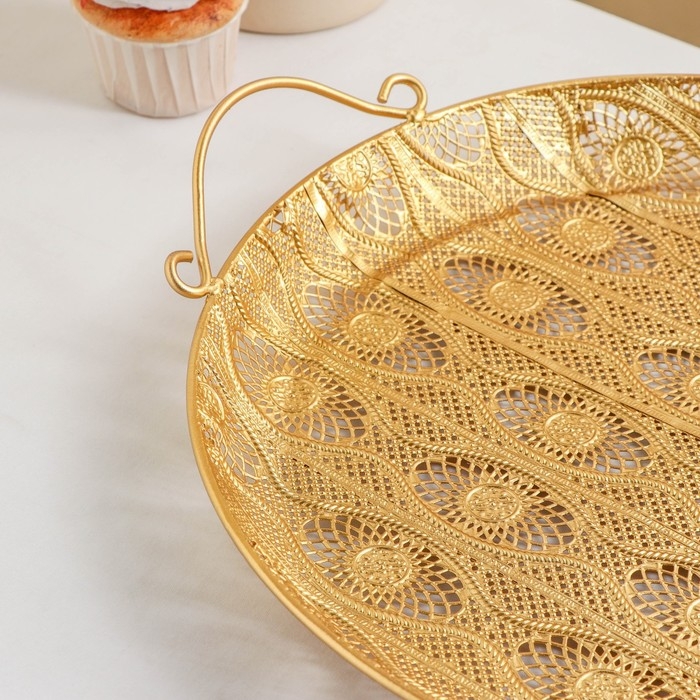 Поднос &laquo;Ренессанс&raquo;, 39,5&times;34&times;3,5 см, цвет золотой