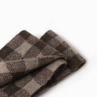 Шарф из монгольской шерсти Шоколадный "Шахматы" , цвет серый/коричневый Шарф из монгольской шерсти Шоколадный "Шахматы" , цвет серый/коричневый