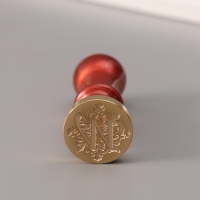 Печать для сургуча с пластиковой ручкой "Буква W на вензеле" 2,5х2,5х6,3 см