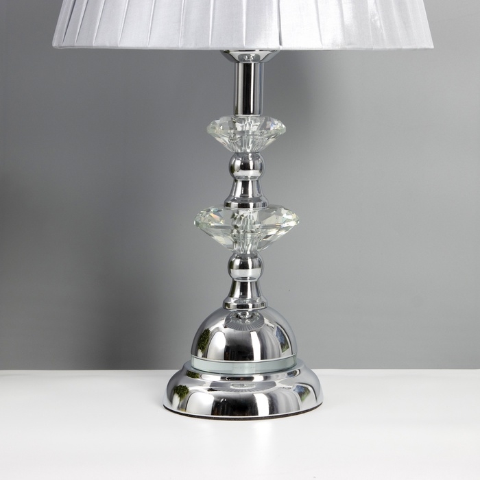 Лампа настольная "Антураж" 1х40Вт Е27+ LED подсветка 3Вт хром 28х28х46см