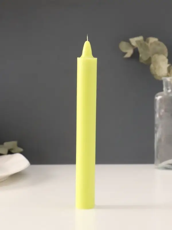 Ароматическая свеча парафиновая хозяйственная, 2.4&times;21 см, 80 г, жасмин