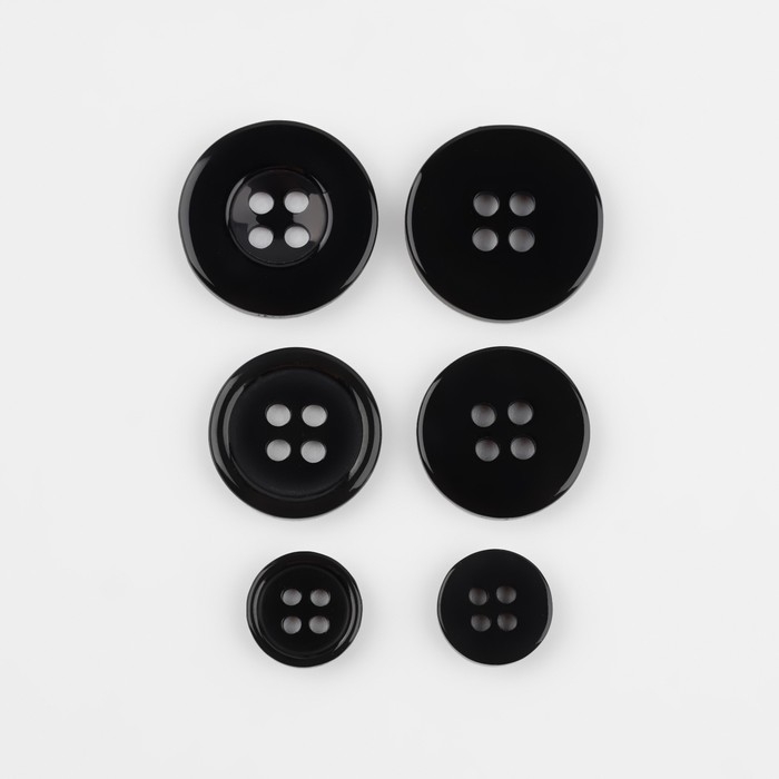 Набор пуговиц, 4 прокола, d = 10/15/20 мм, 17 шт, в блистере, цвет чёрный