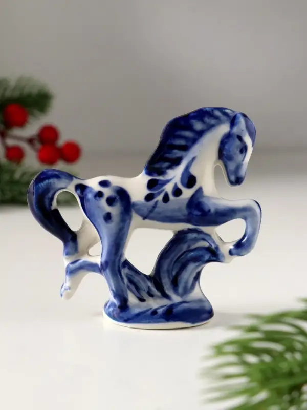Сувенир Конь на подставке, 8х8 см, гжель